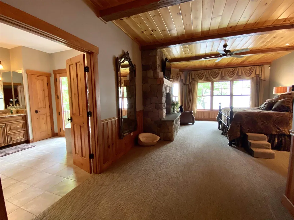 432 Edgewater Drive Gilford NH 03249