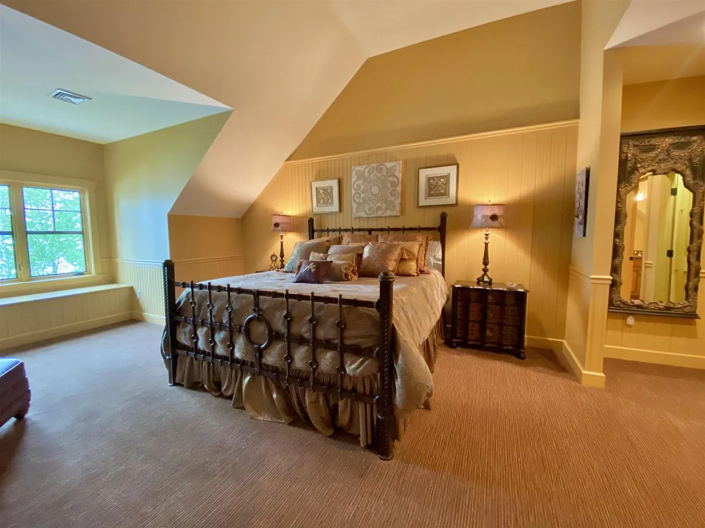 432 Edgewater Drive Gilford NH 03249