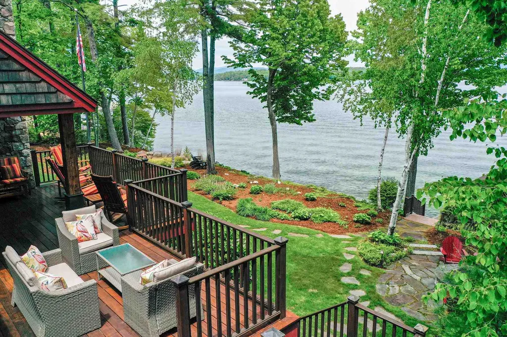 432 Edgewater Drive Gilford NH 03249