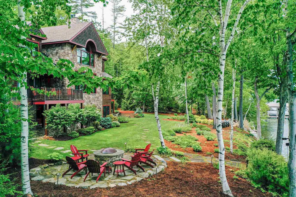 432 Edgewater Drive Gilford NH 03249