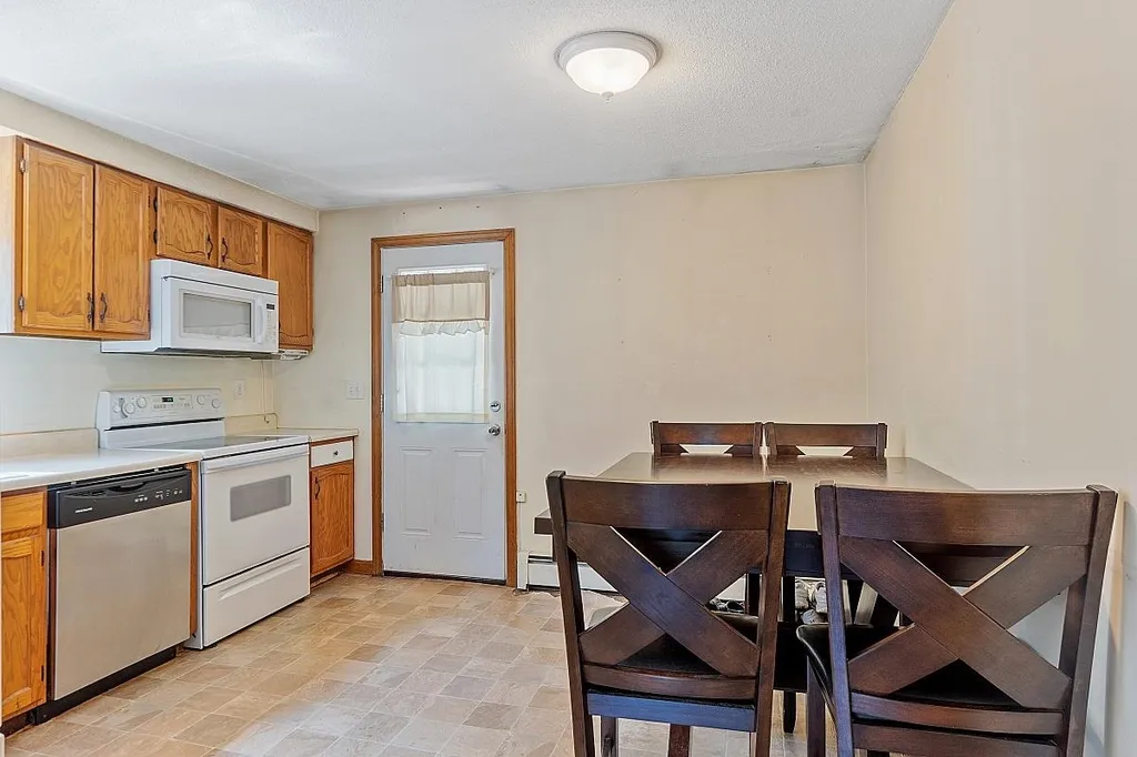 328 Academy Road Pembroke NH 03275