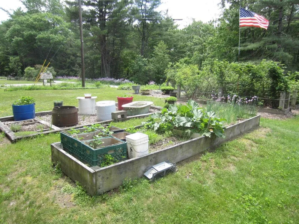 47 Country Way Wilton NH 03086