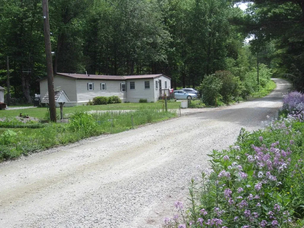 47 Country Way Wilton NH 03086