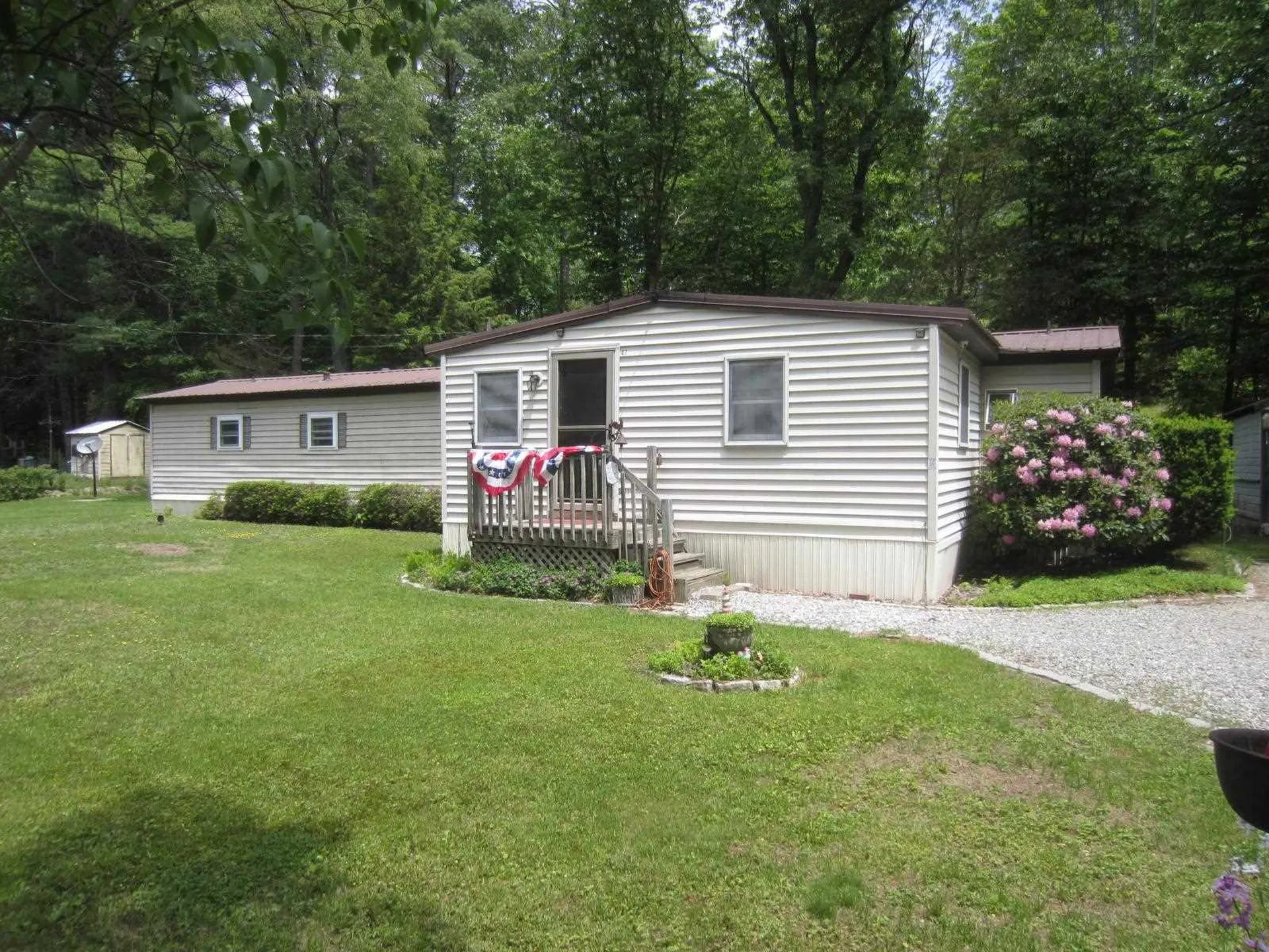 47 Country Way Wilton NH 03086