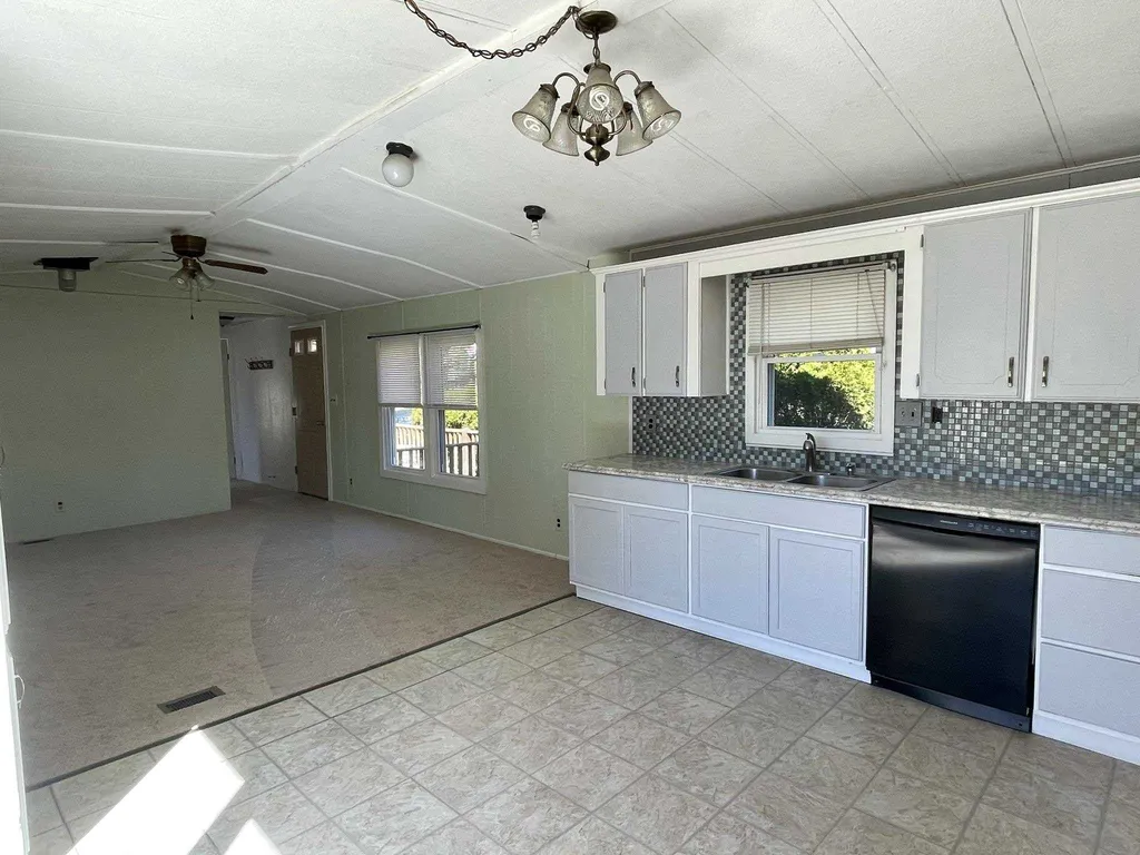 284 North Road Shaftsbury VT 05262