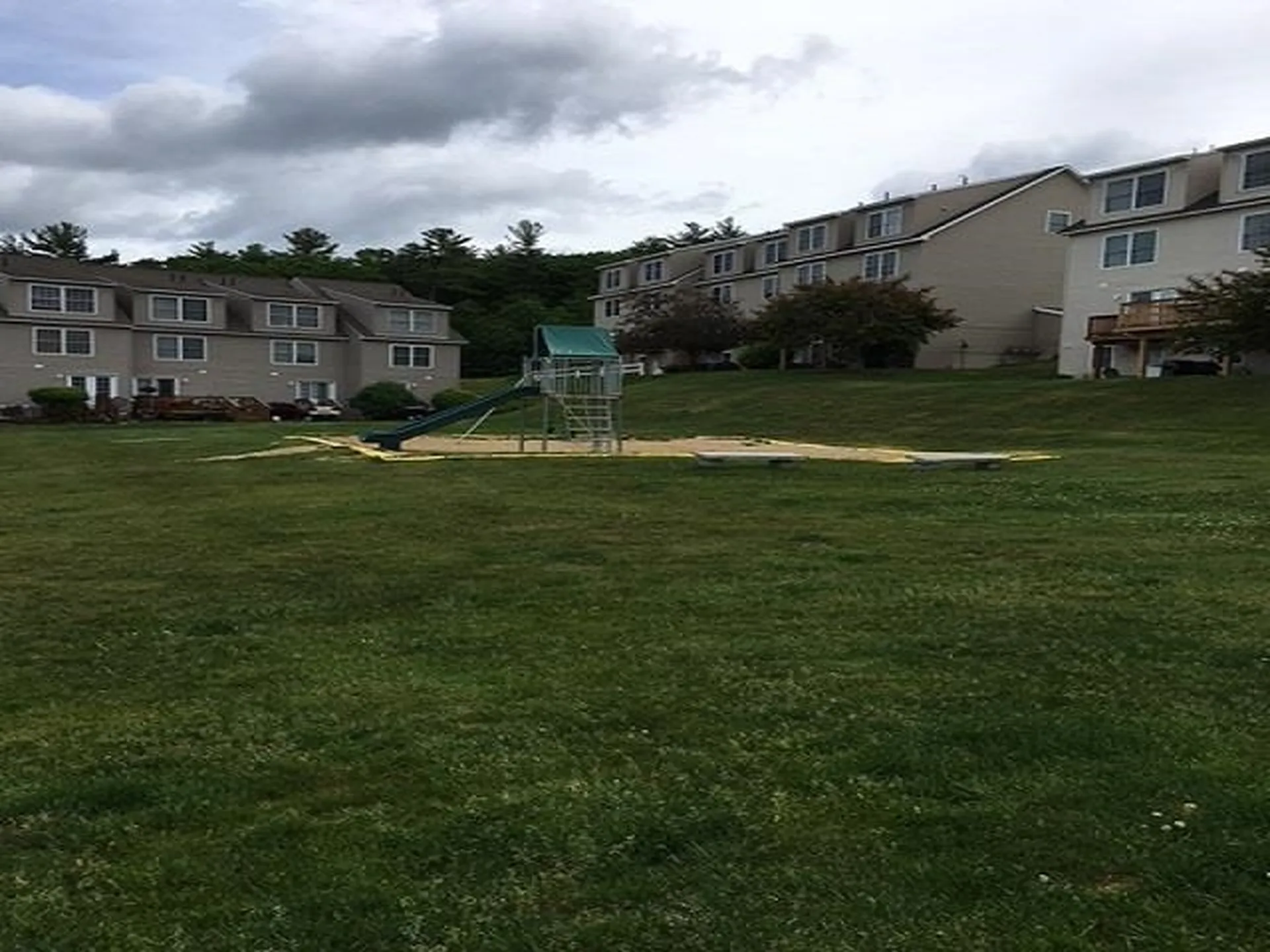 12b Chandler Court Hudson NH 03051
