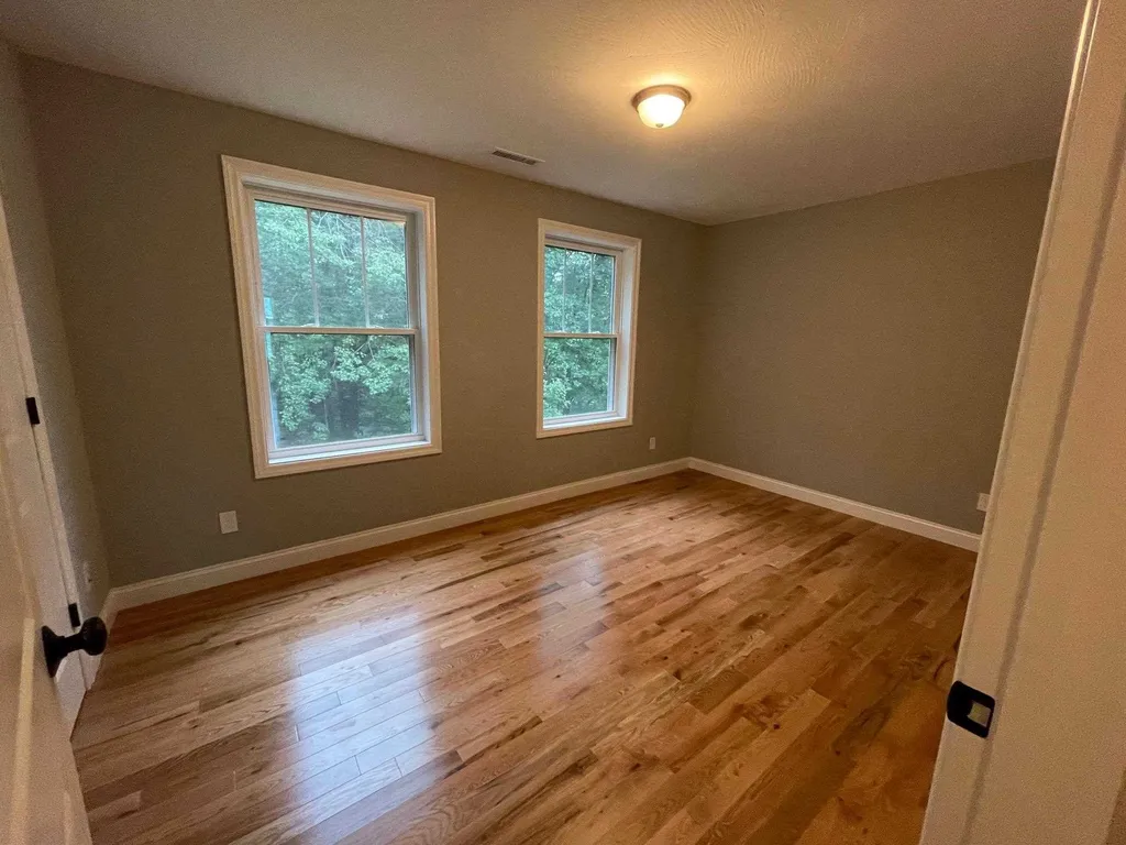171 Lower Collins Street Seabrook NH 03874