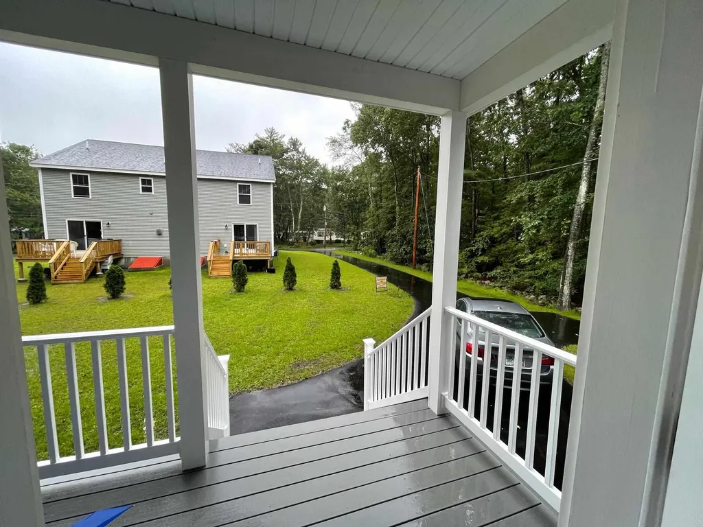171 Lower Collins Street Seabrook NH 03874