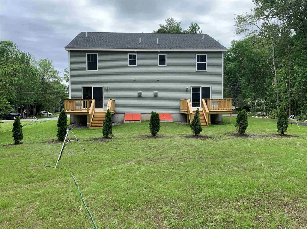 171 Lower Collins Street Seabrook NH 03874