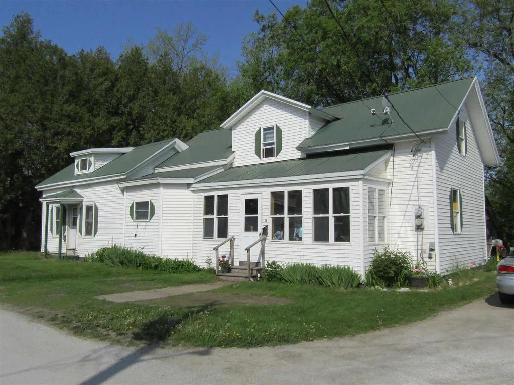 13 Foundry Street Swanton VT 05488