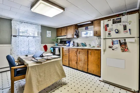 334 S River Road Bedford NH 03110