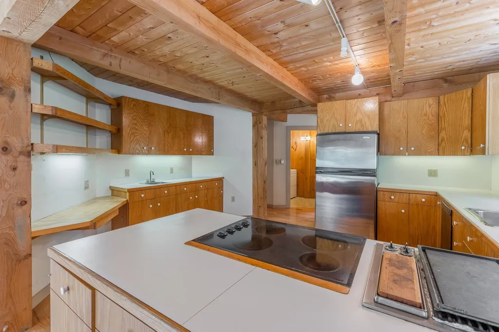 65 Trescott Road Hanover NH 03750