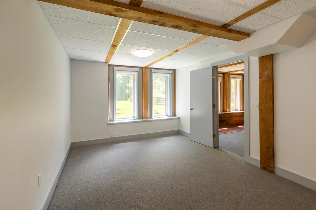 65 Trescott Road Hanover NH 03750