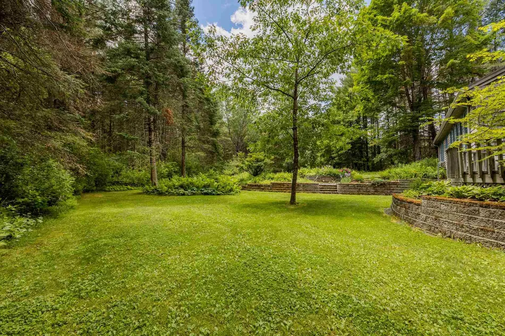 65 Trescott Road Hanover NH 03750