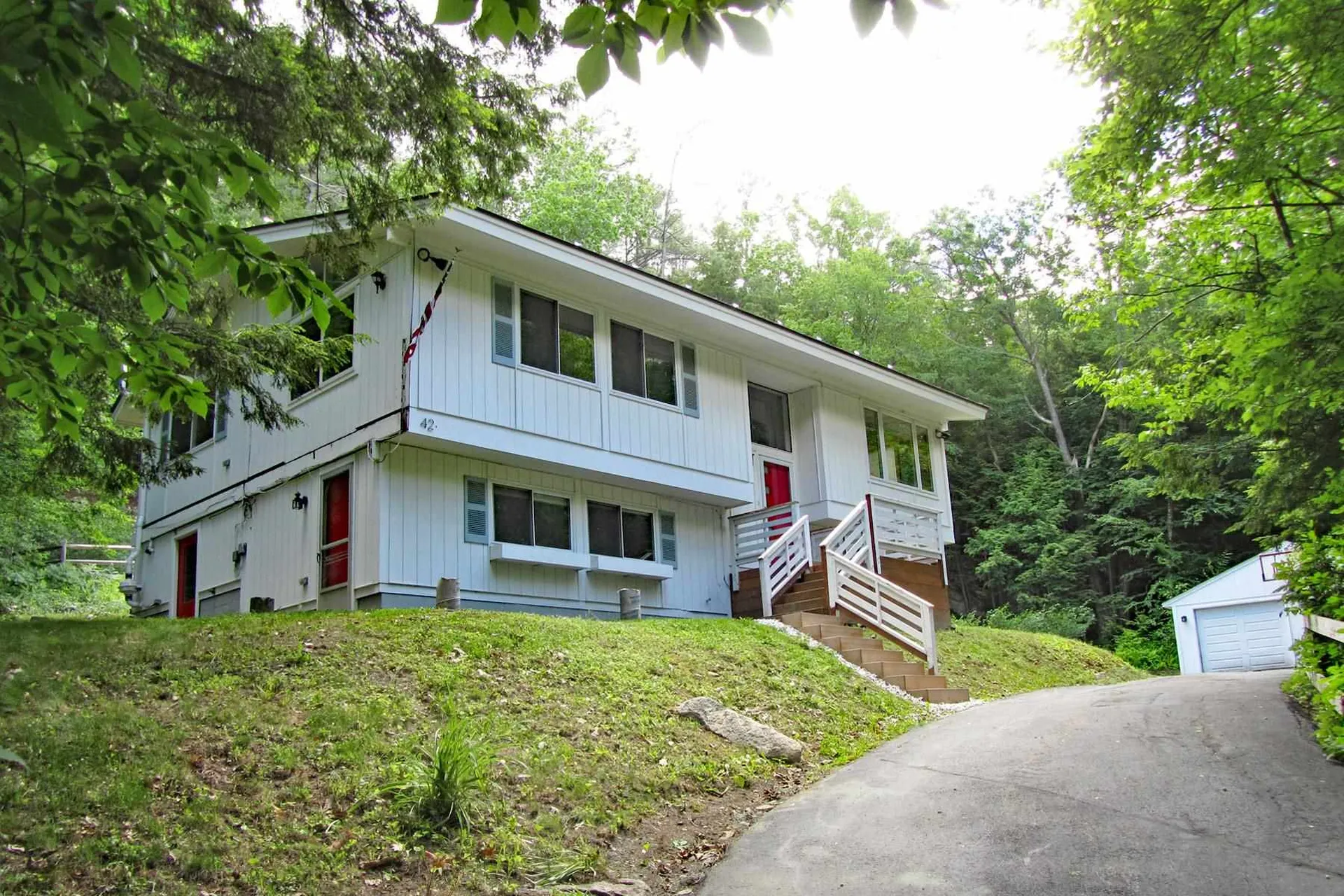 42 Rayton Road Hanover NH 03755
