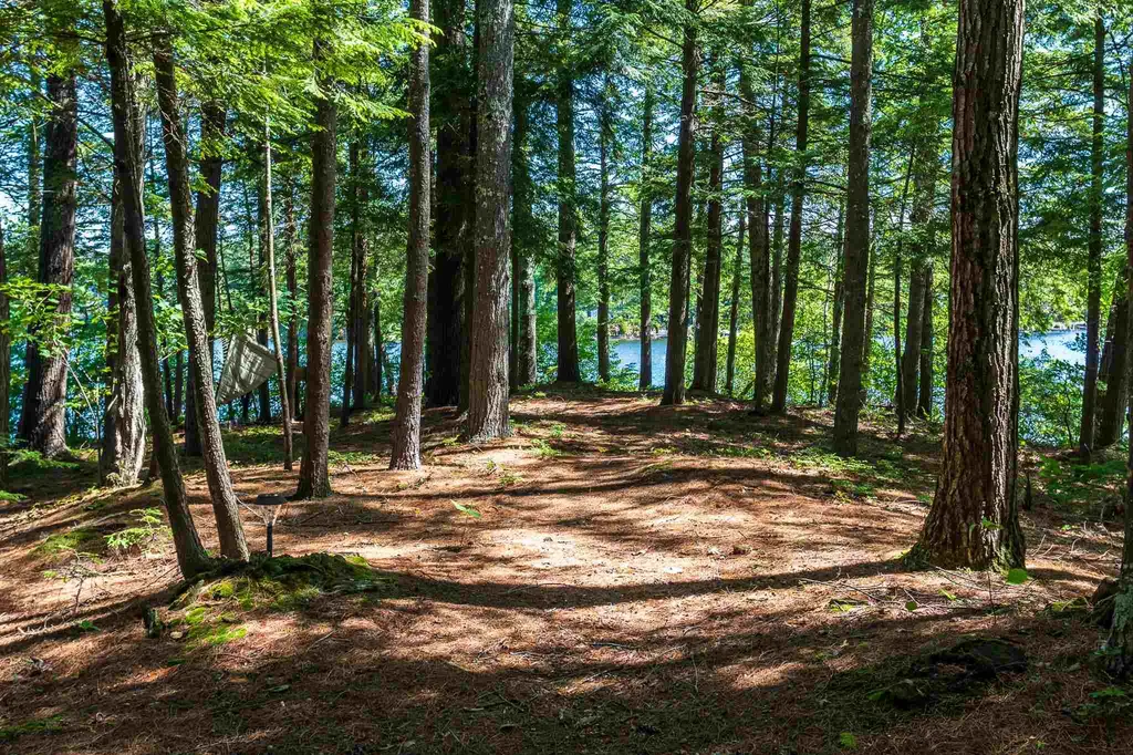 64 Blue Wave Lane Wakefield NH 03872