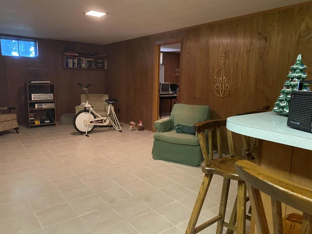 2 Whitcomb Lane Claremont NH 03743