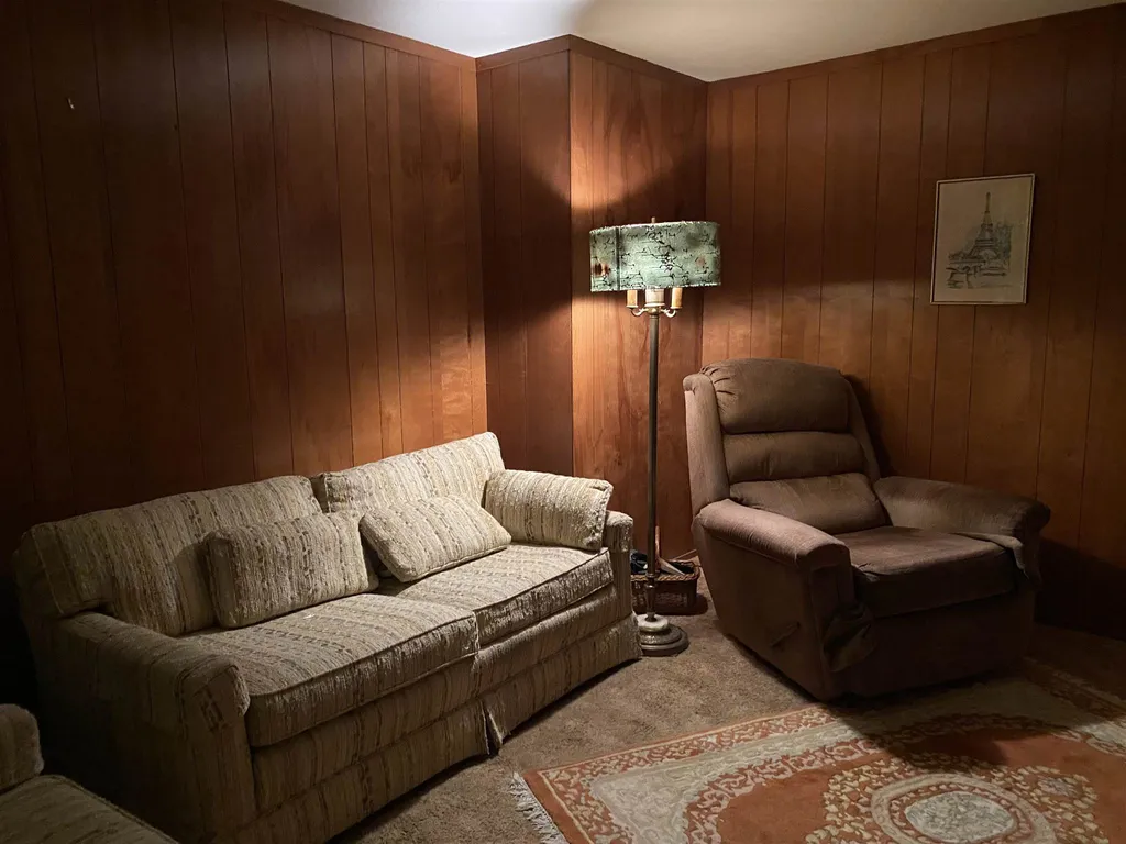 2 Whitcomb Lane Claremont NH 03743