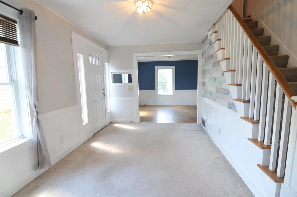 5 Barton Street Claremont NH 03743