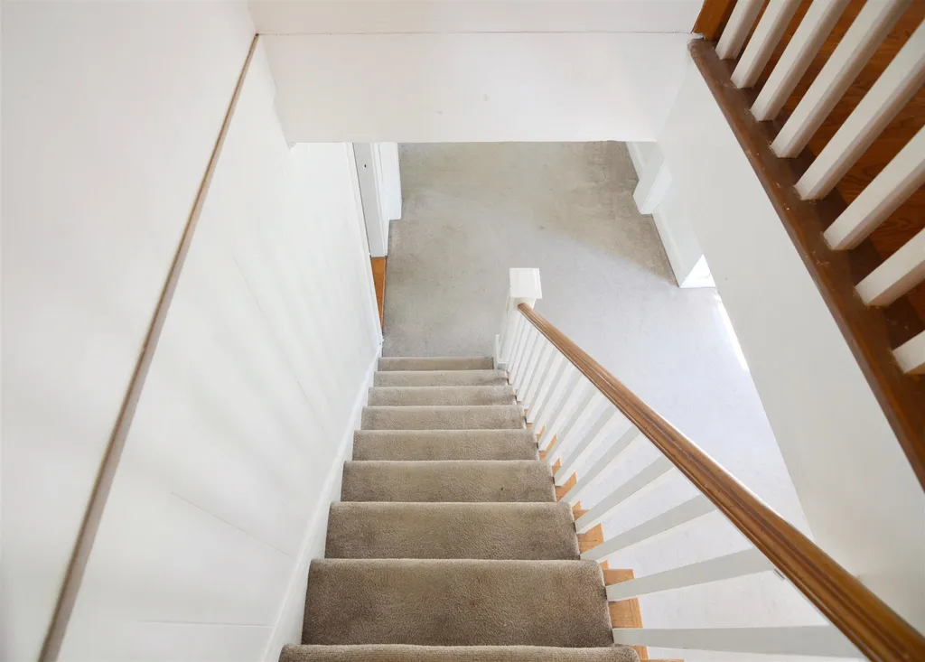 5 Barton Street Claremont NH 03743