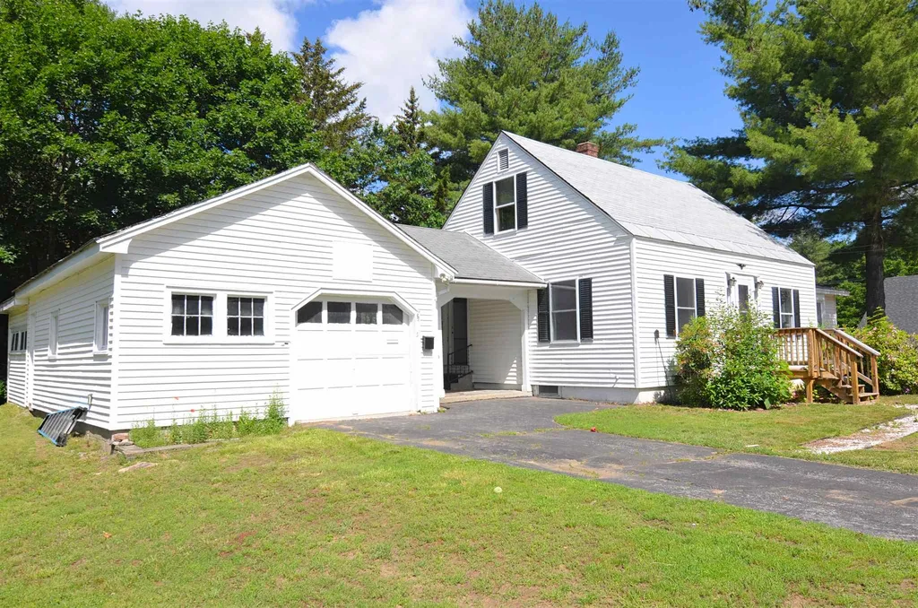 5 Barton Street Claremont NH 03743