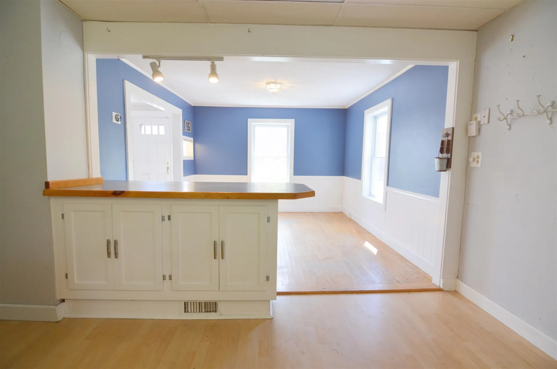 5 Barton Street Claremont NH 03743