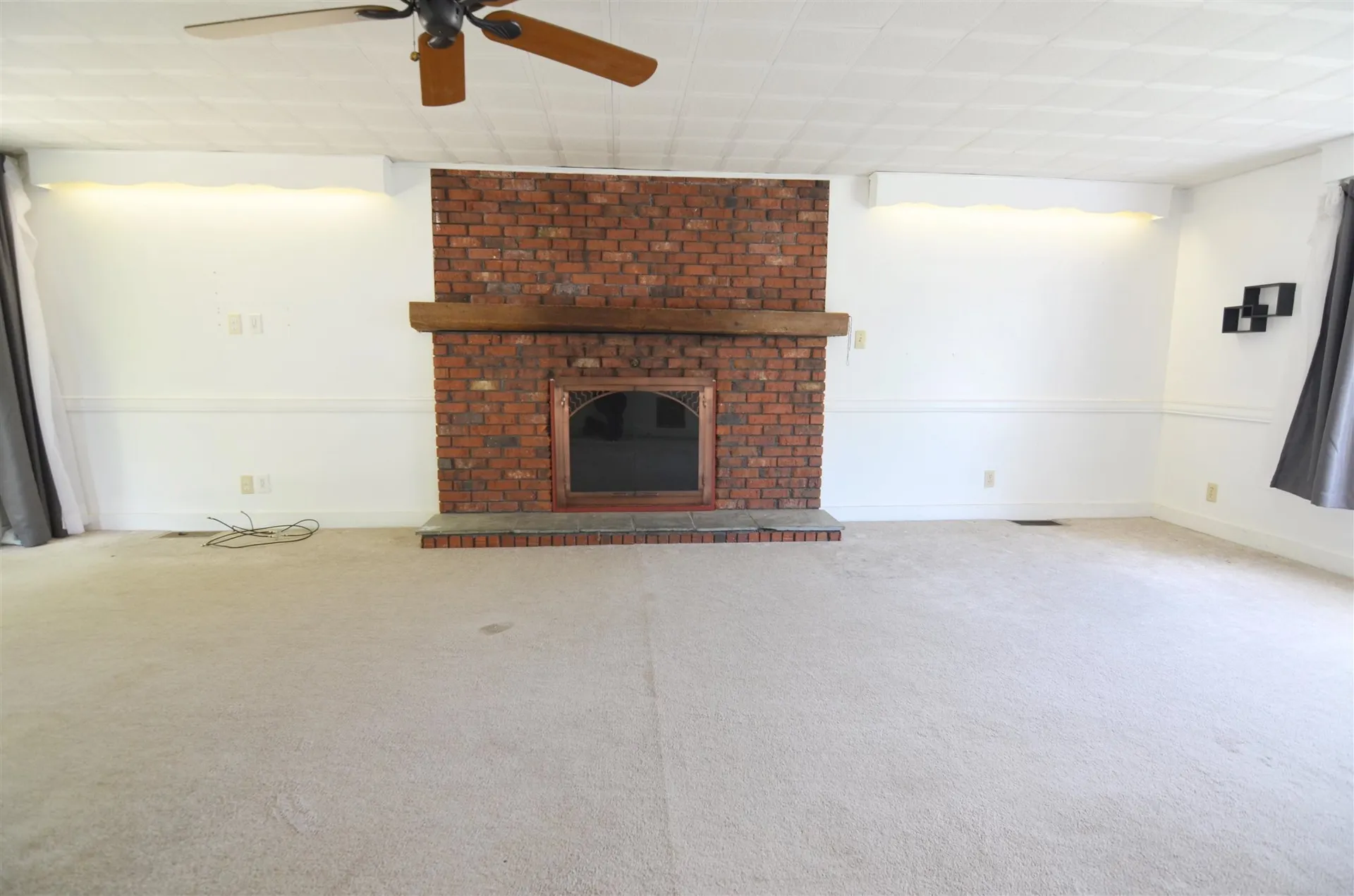 5 Barton Street Claremont NH 03743