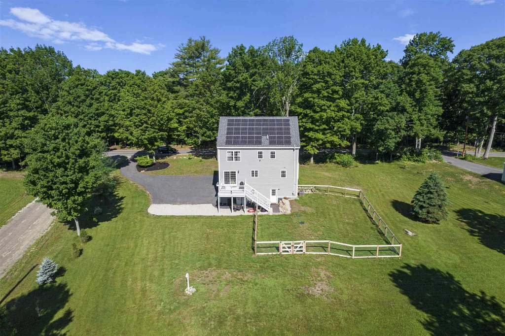 3 Mill Hill Road Madbury NH 03823