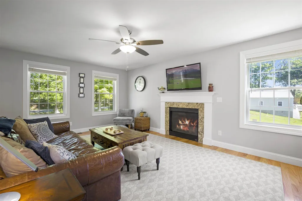 3 Mill Hill Road Madbury NH 03823