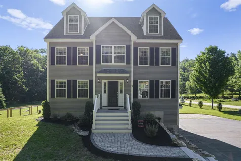 3 Mill Hill Road Madbury NH 03823