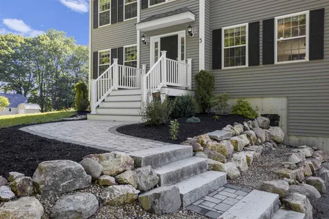 3 Mill Hill Road Madbury NH 03823