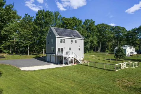 3 Mill Hill Road Madbury NH 03823