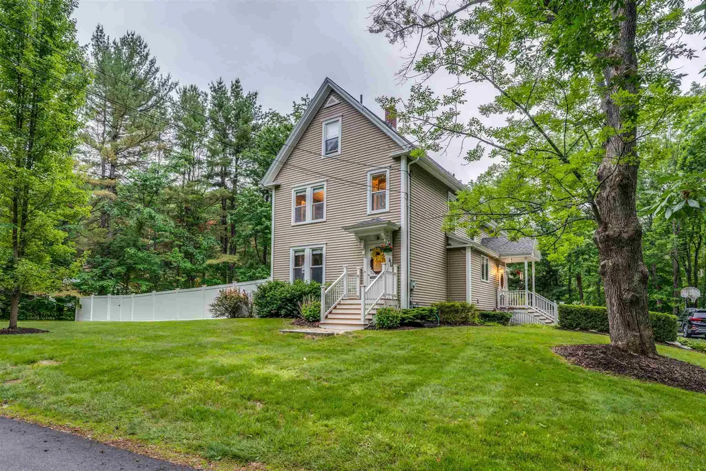 45 Dover Neck Road Dover NH 03820