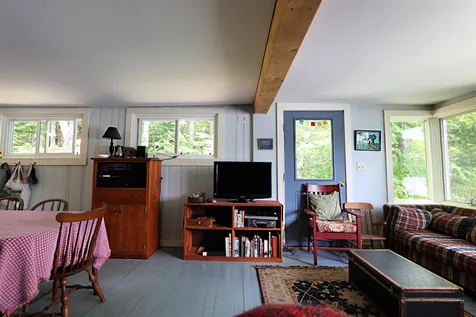 515 The Lane Peacham VT 05862