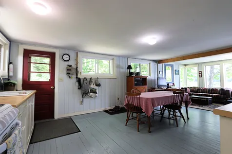515 The Lane Peacham VT 05862