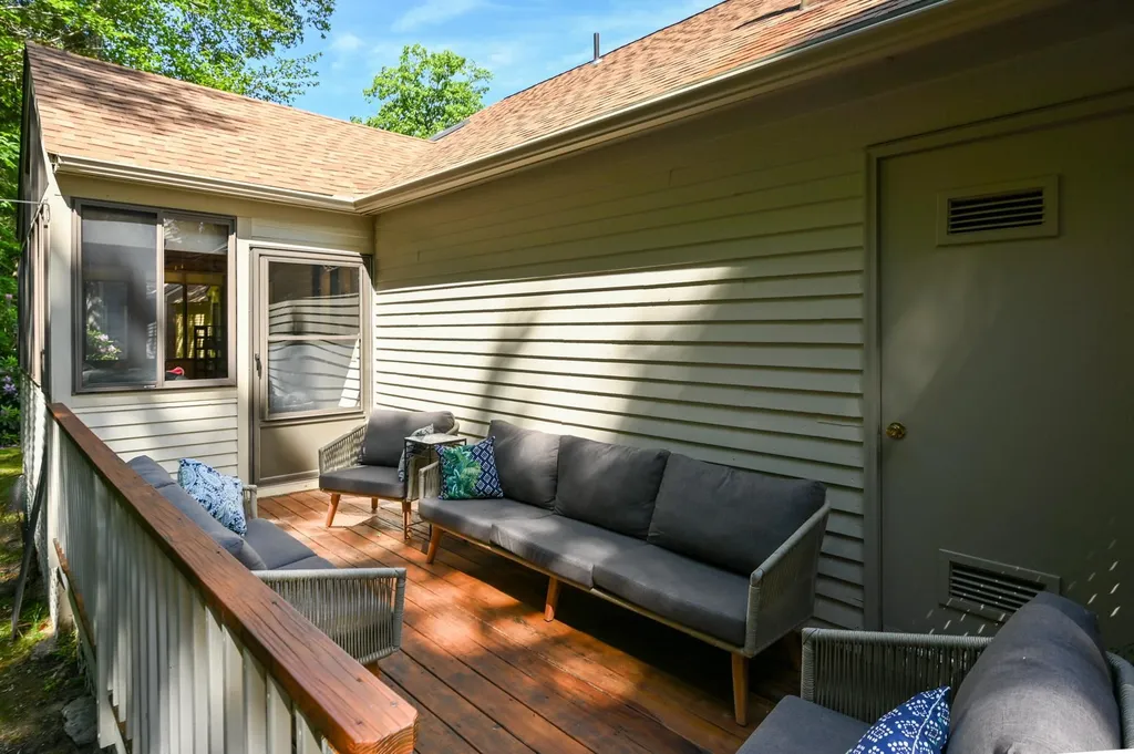 2393 Lake Shore Road Gilford NH 03249