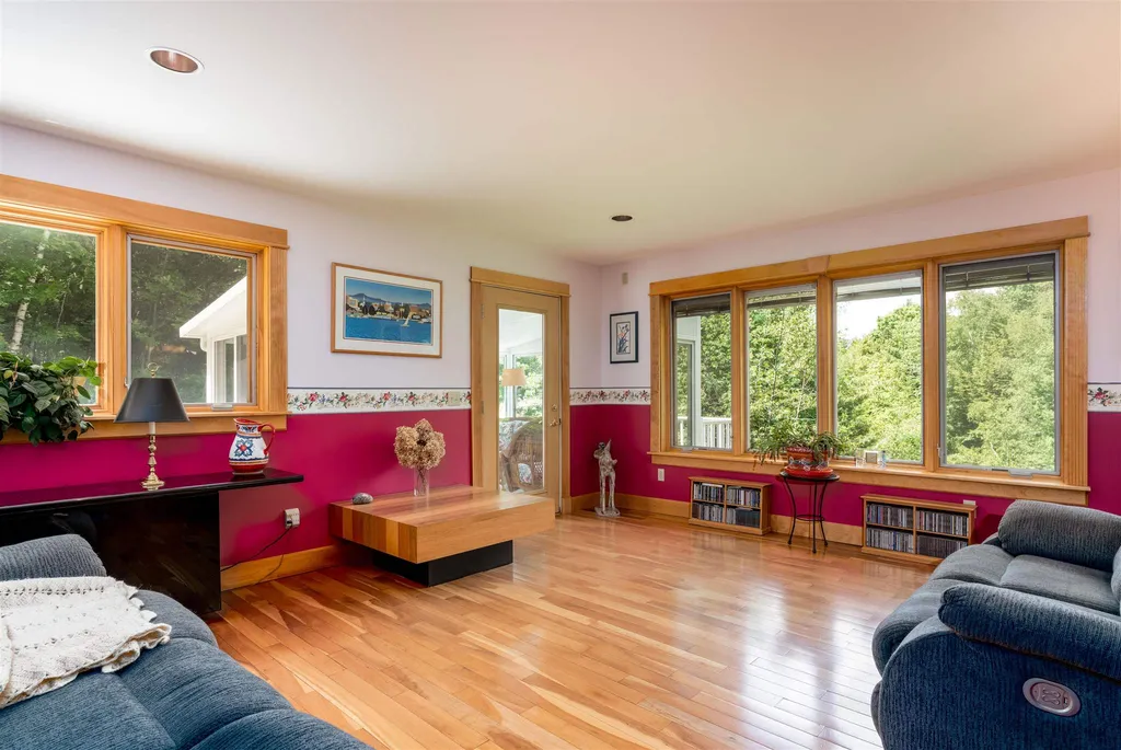 195 North Pinnacle Ridge Road Waterbury VT 05676