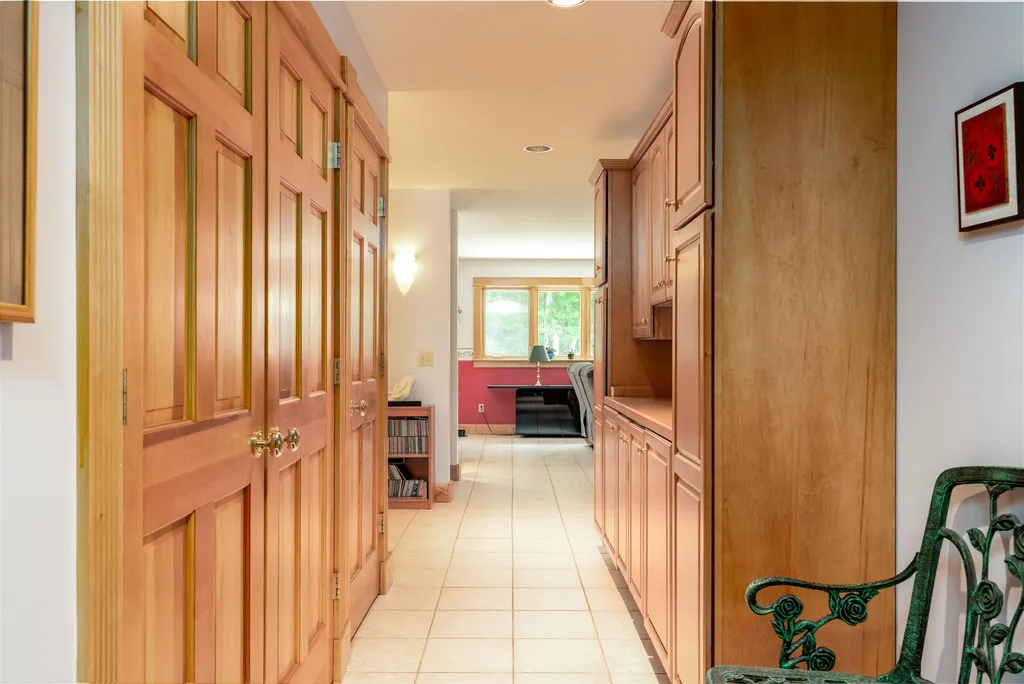 195 North Pinnacle Ridge Road Waterbury VT 05676