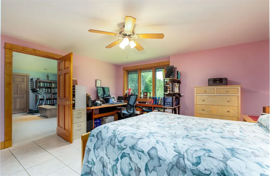 195 North Pinnacle Ridge Road Waterbury VT 05676