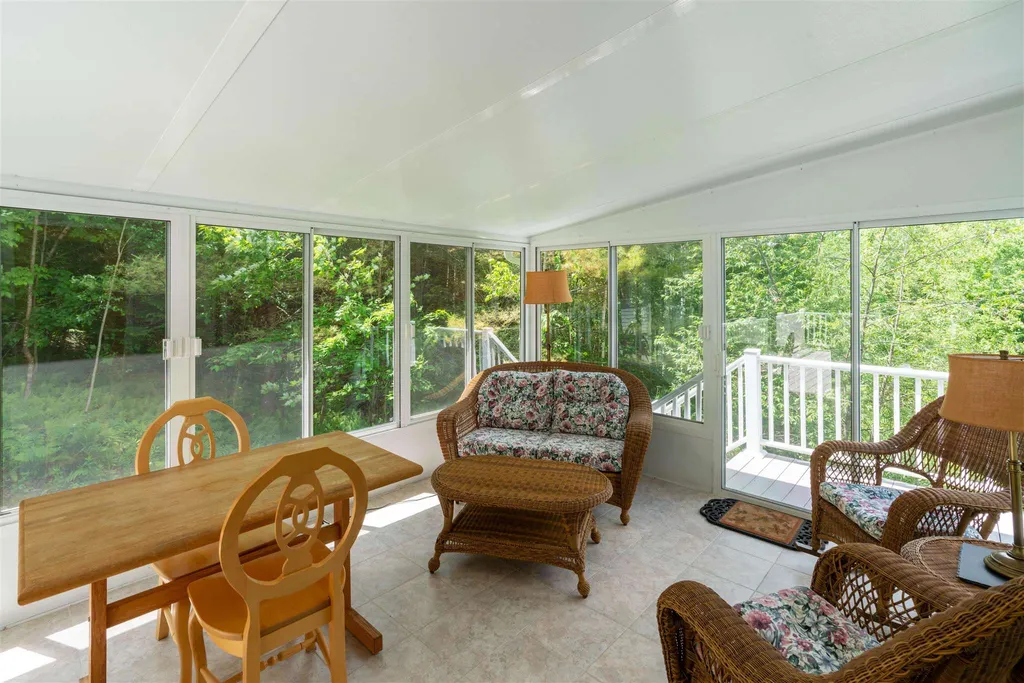 195 North Pinnacle Ridge Road Waterbury VT 05676