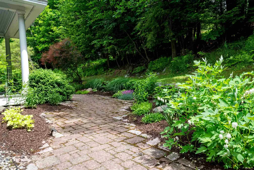 195 North Pinnacle Ridge Road Waterbury VT 05676