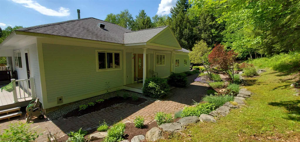 195 North Pinnacle Ridge Road Waterbury VT 05676