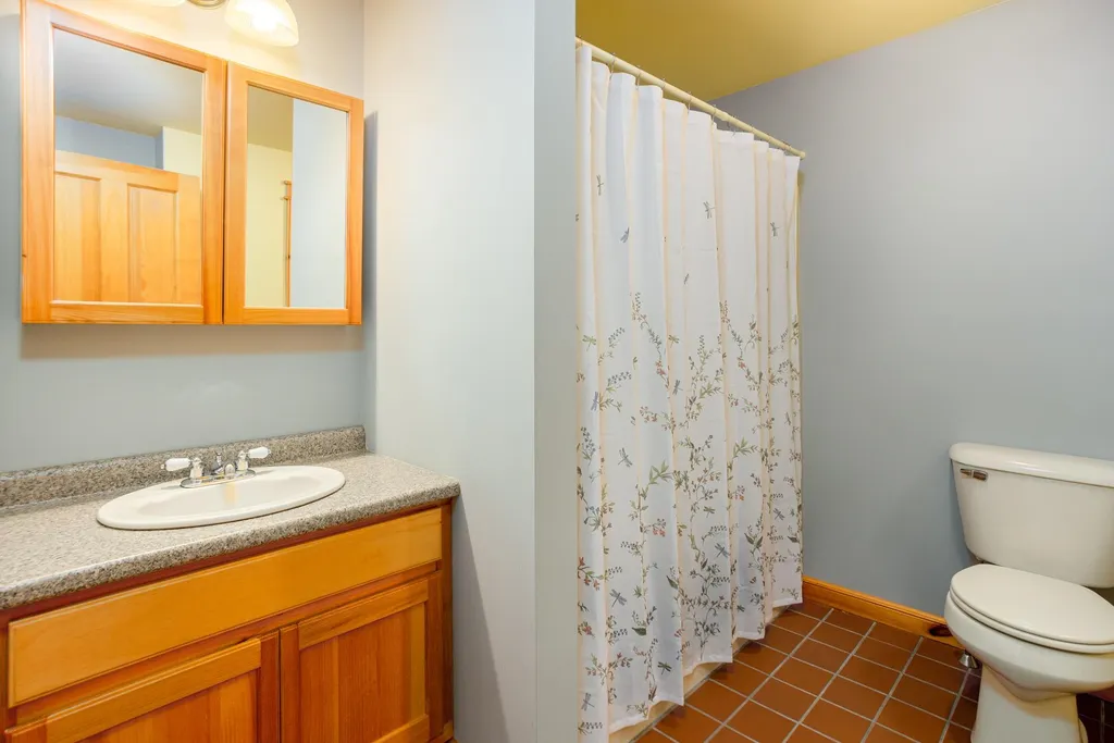 163 Weaver Road Huntington VT 05462