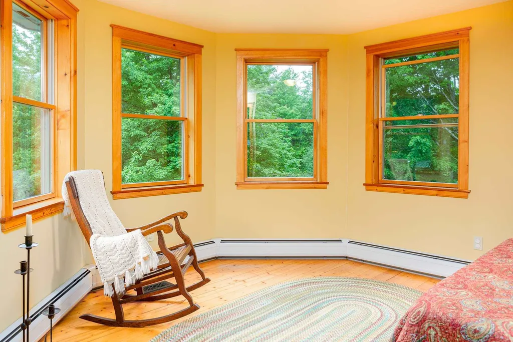 163 Weaver Road Huntington VT 05462