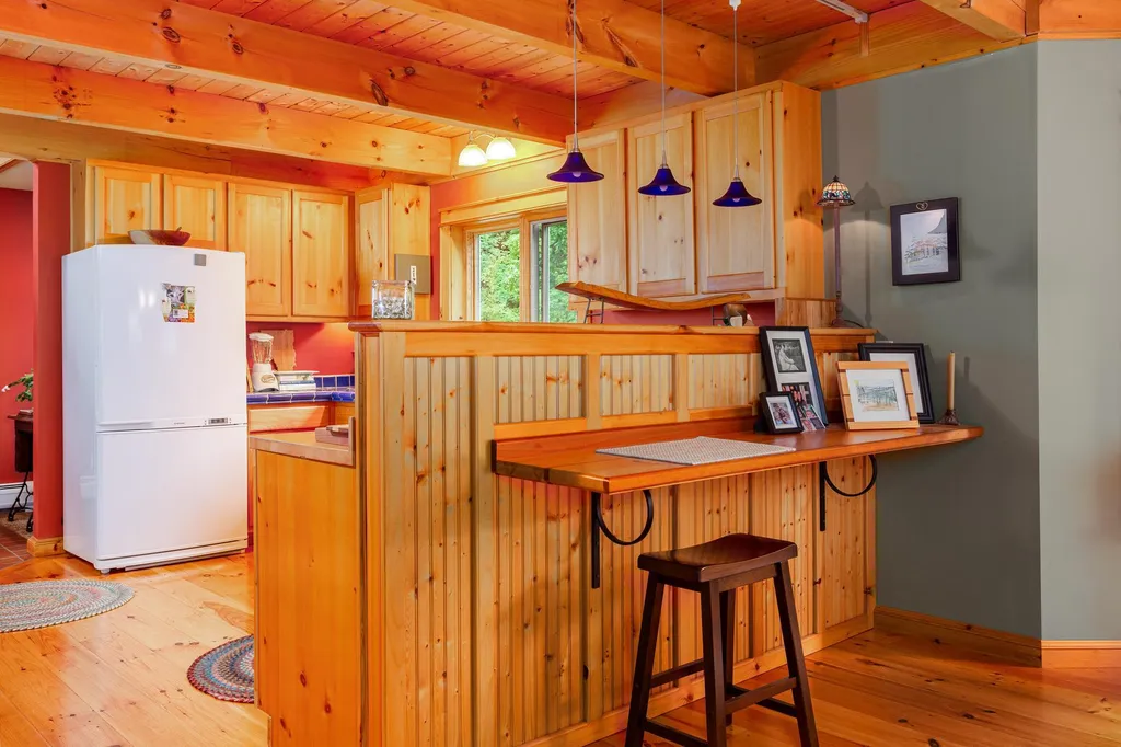 163 Weaver Road Huntington VT 05462