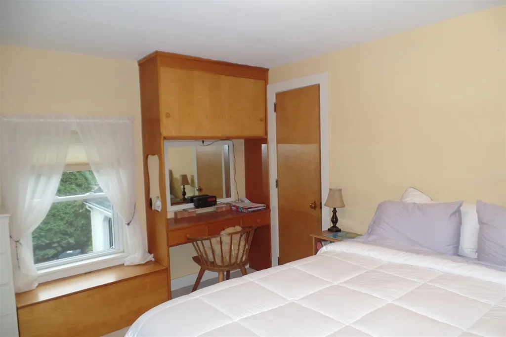 79 Bridge Street Barre Town VT 05641