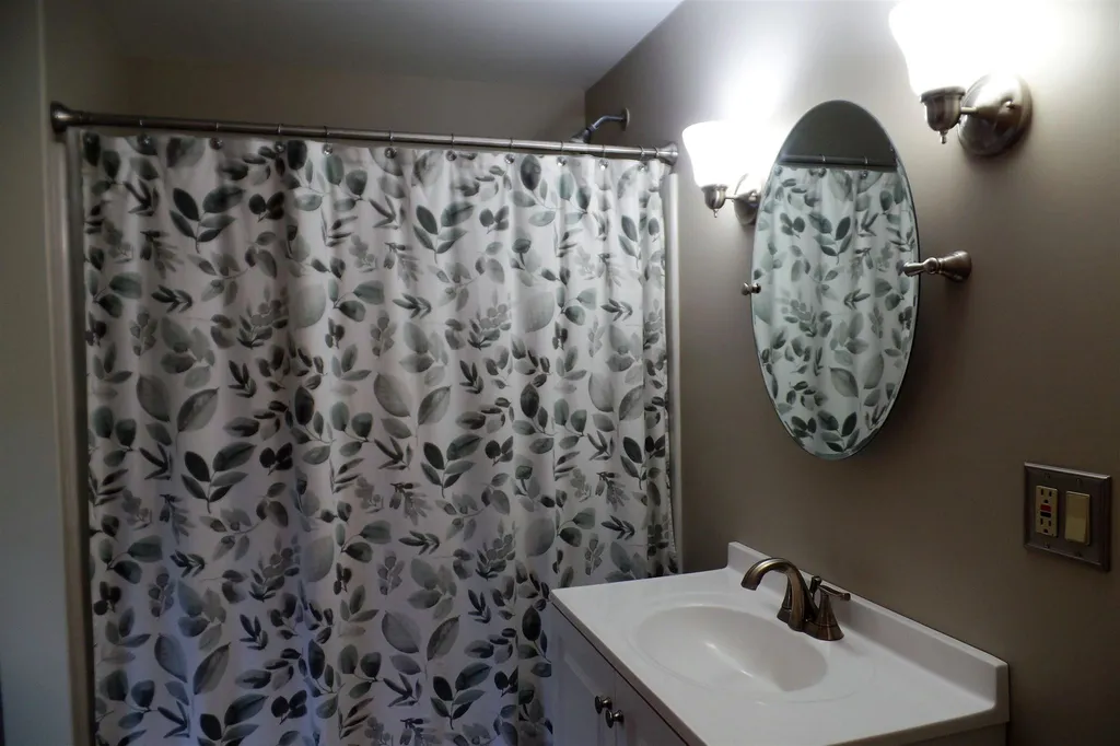 79 Bridge Street Barre Town VT 05641