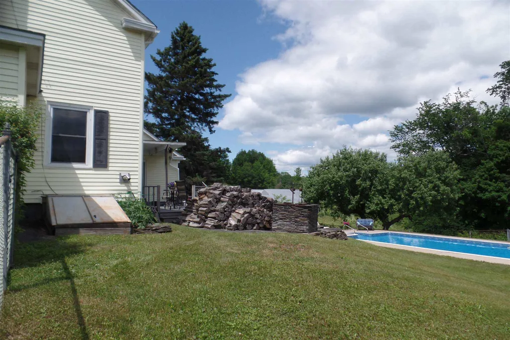 79 Bridge Street Barre Town VT 05641