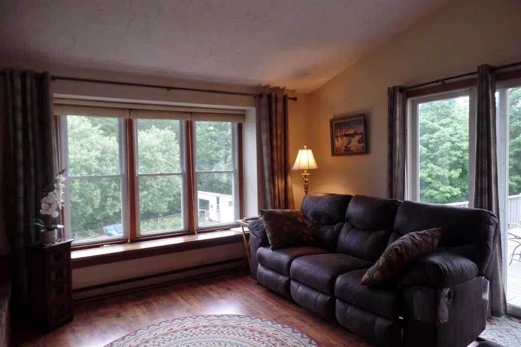 79 Bridge Street Barre Town VT 05641