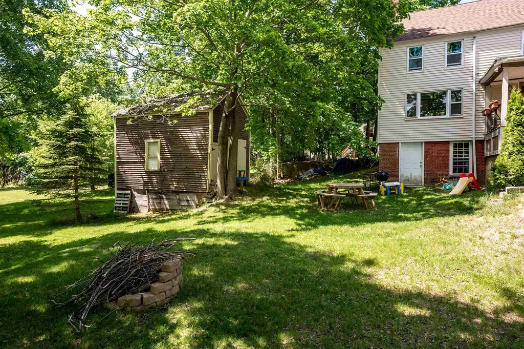 4 Wiggins Court Somersworth NH 03878